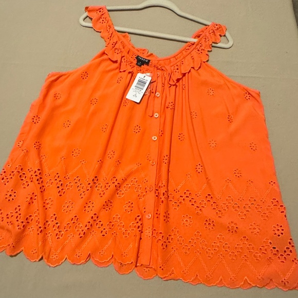 Torrid | Challis Embroidered Cold Shoulder Top NWT | Size 1 - Picture 8 of 13